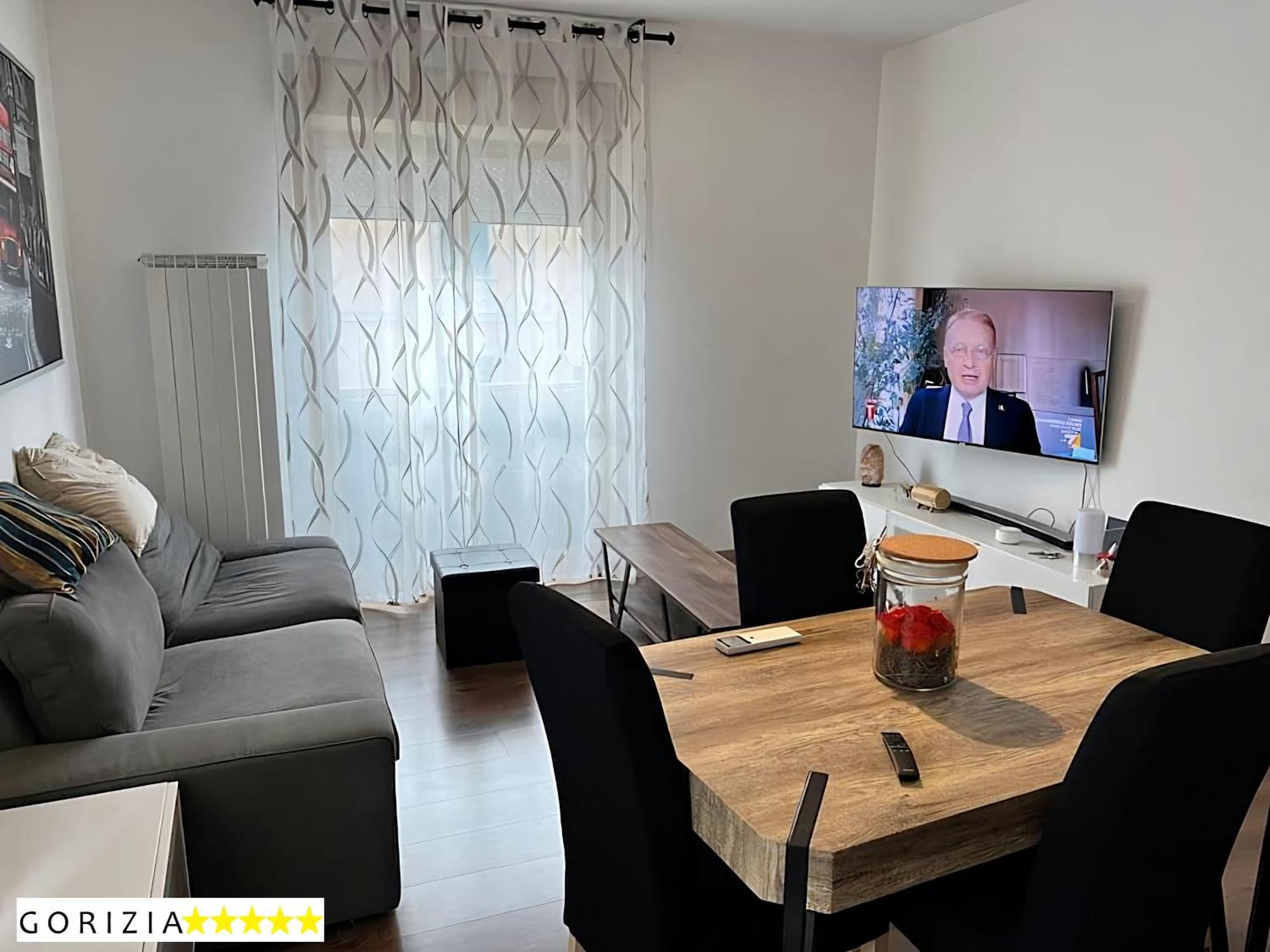 Gorizia Central Luxe Apartment 6 Posti Letto المظهر الخارجي الصورة